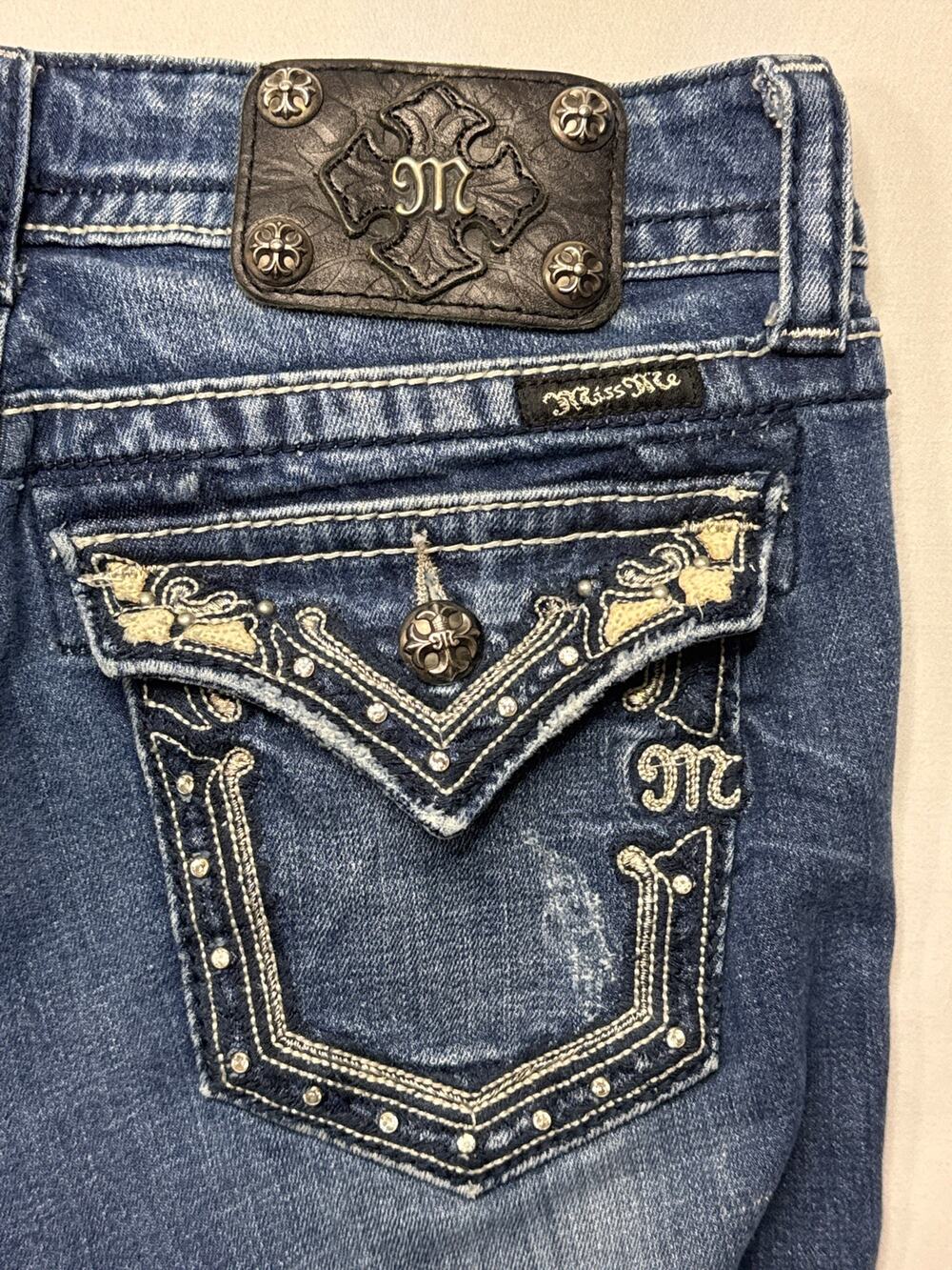 Miss Me Jeans Women's Flap Pocket Bootcut Blue Jeans - Size 27 (28x34) *READ*